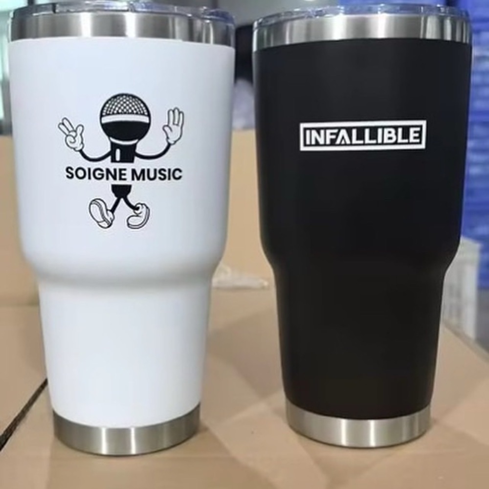 Amazon White and Black Tumblers